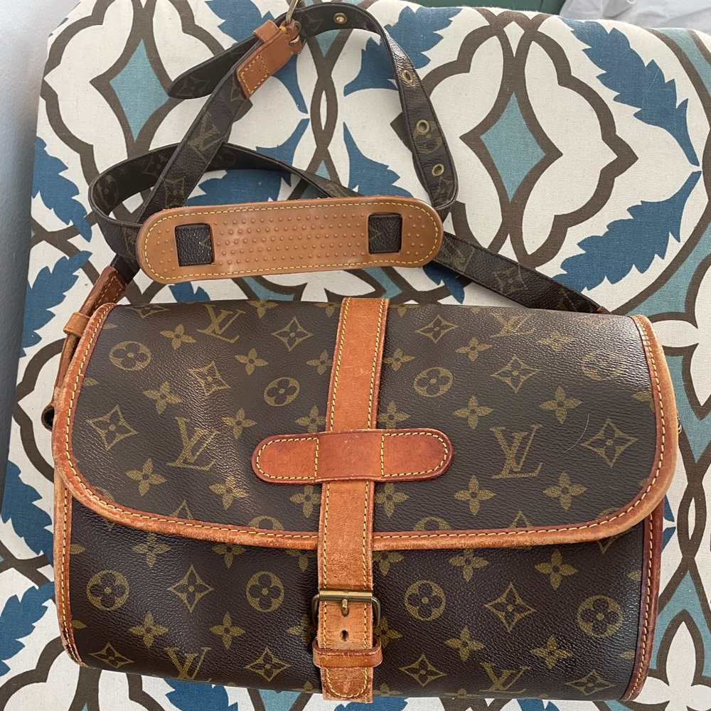 Authentic vintage Louis Vuitton purse